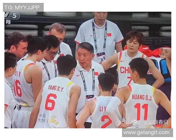 南京足球队个人能力引发热议球迷对球员表现褒贬不一